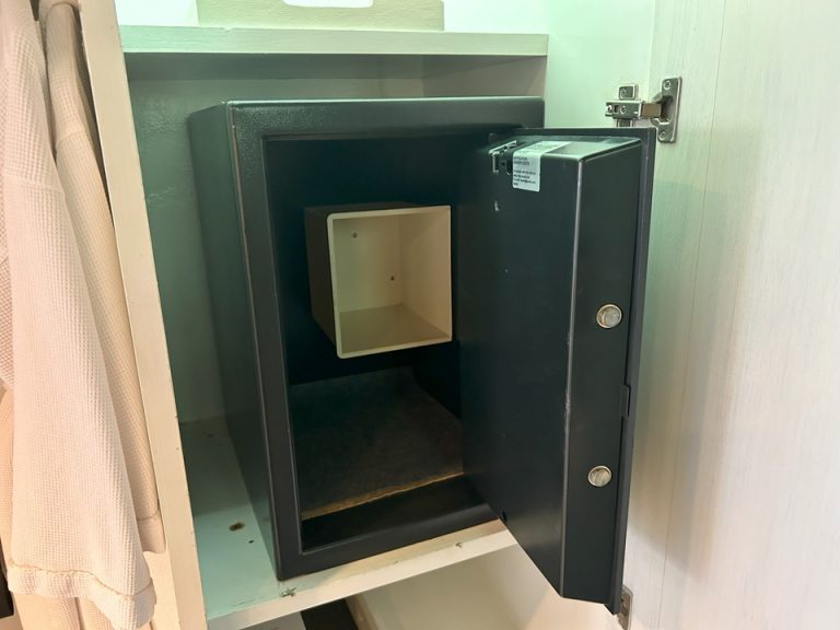 セーフティBOX開けた状態