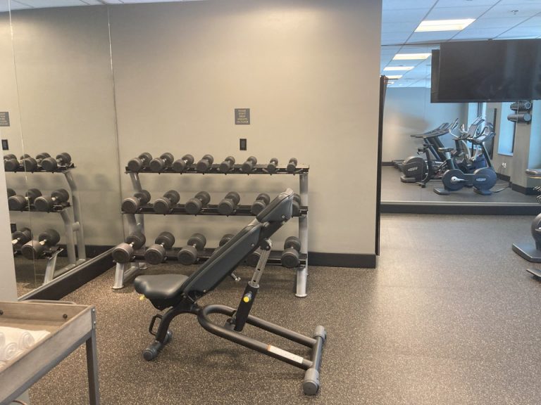 ジム(ダンベル)