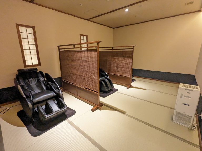 くつろぎ処にマッサージチェア