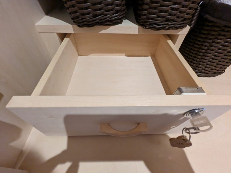 セーフティボックス開けた状態