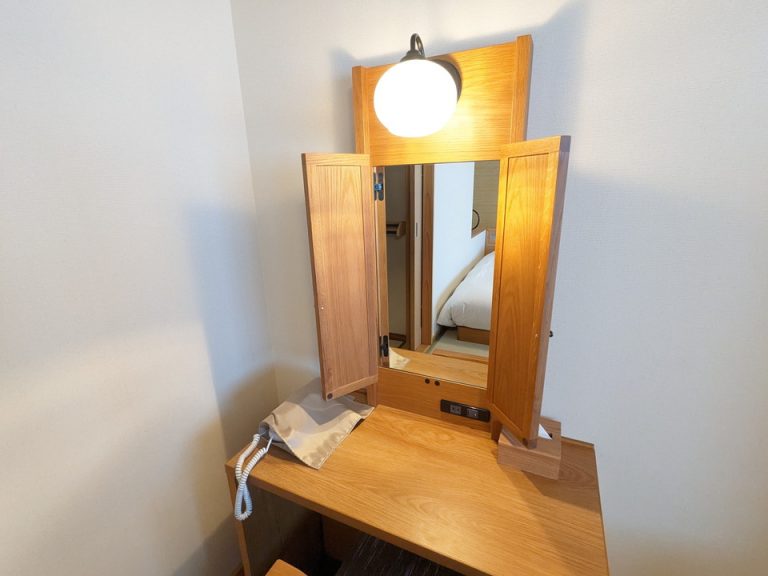 化粧台開けた状態