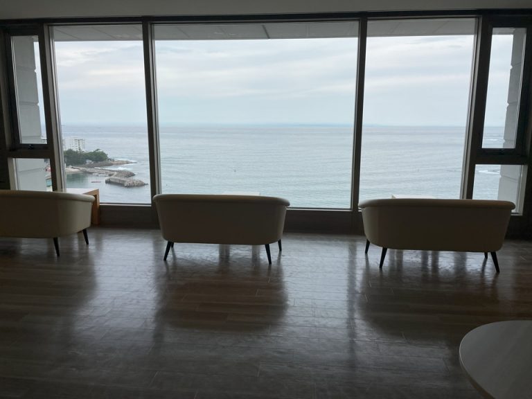 11階共用スペース