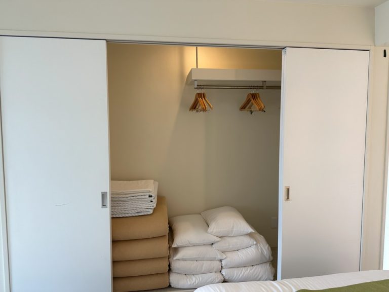 クローゼット(開けた状態)