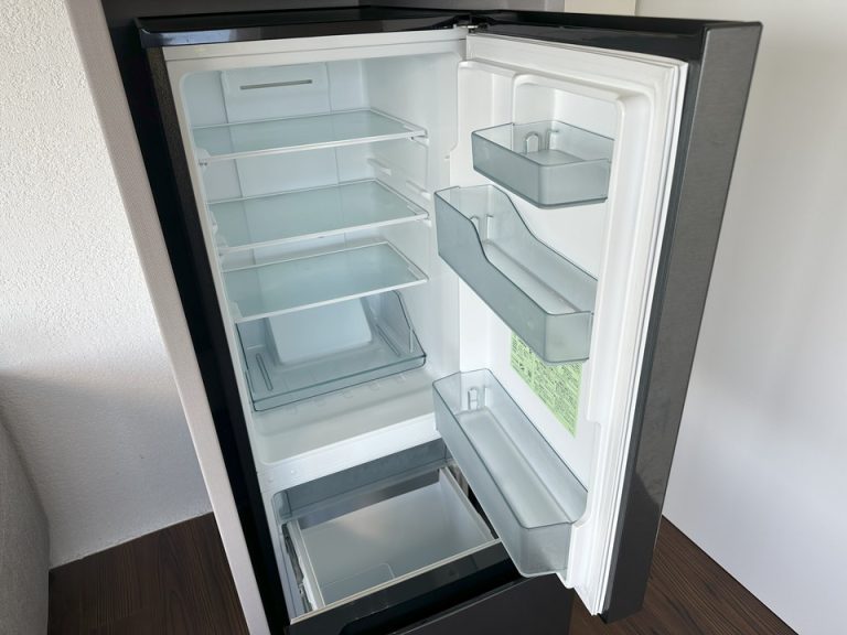 冷蔵庫(開けた状態)