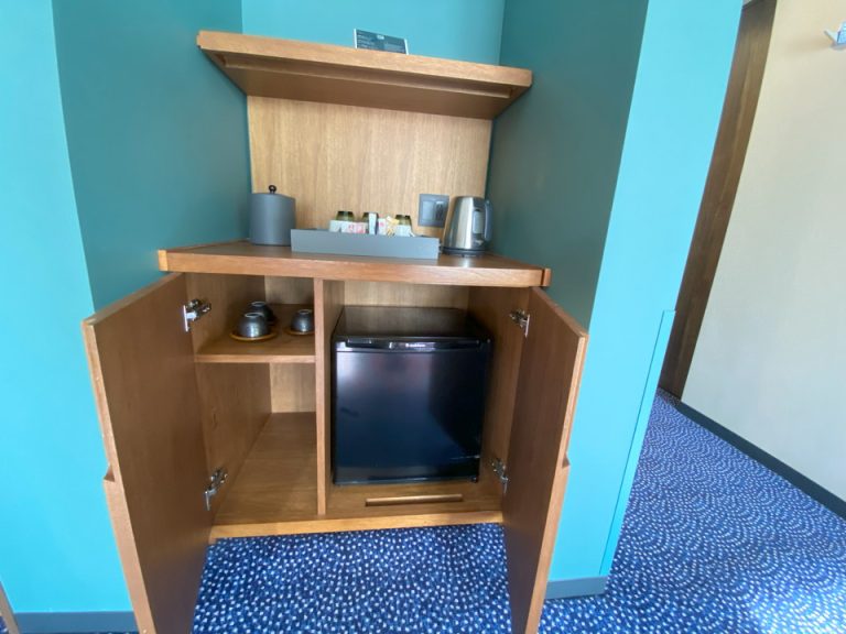 冷蔵庫(閉じた状態)