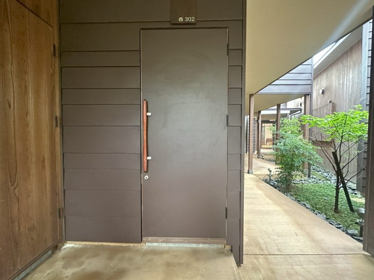 客室 外側ドア