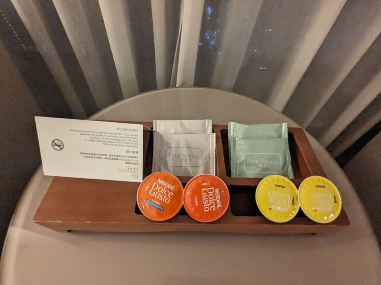 ウェルカムギフト クッキーとコーヒーカプセル