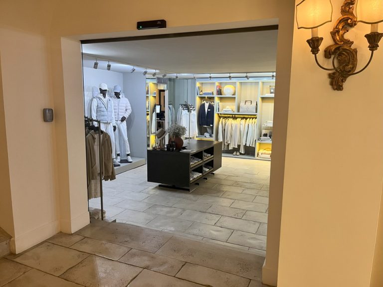 ショップ外観(1)