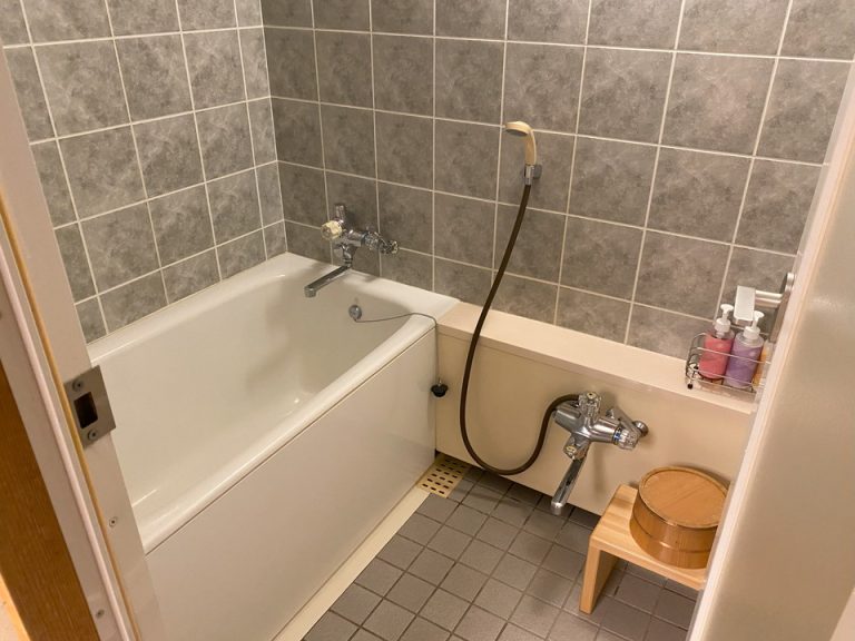 部屋風呂2