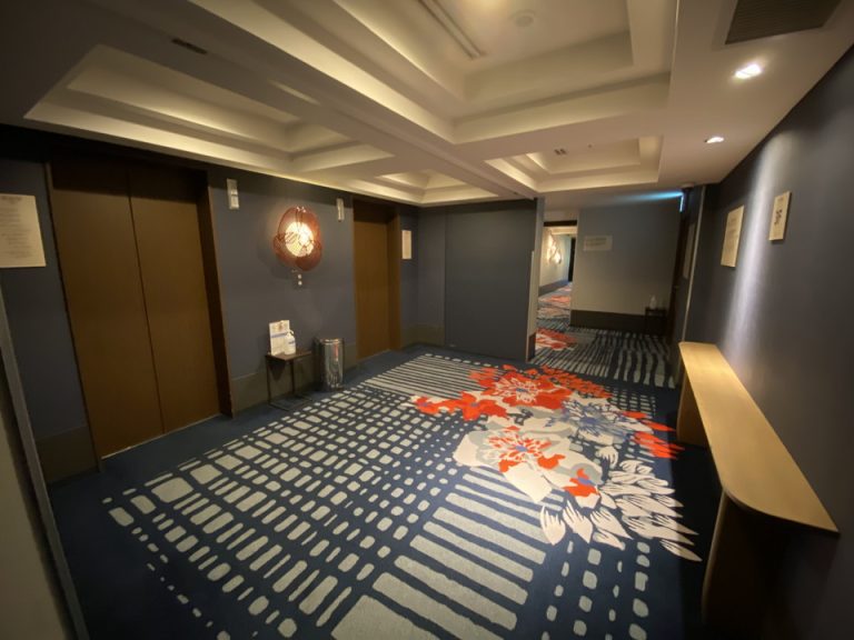 エレベーターホール客室階