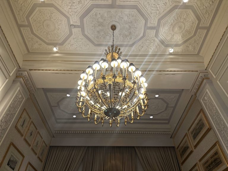 フロントの天井