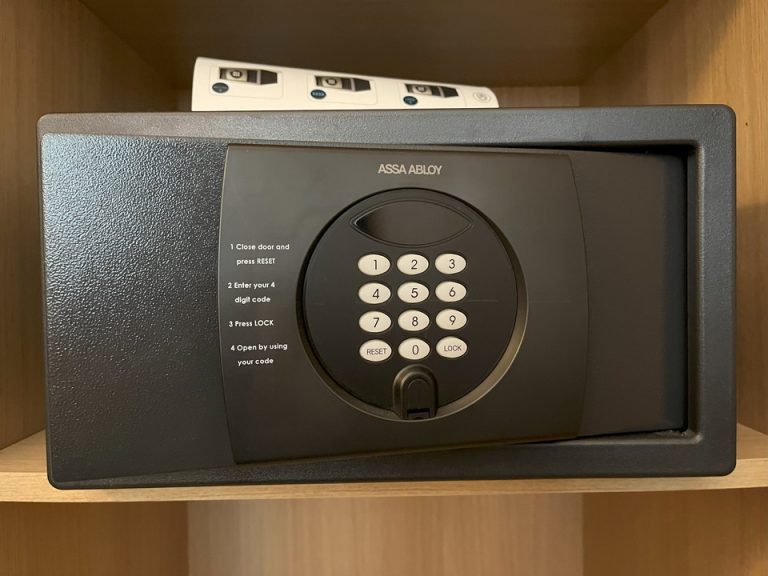 セーフティボックス閉じた状態
