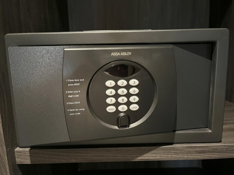 セーフティボックス閉じた状態