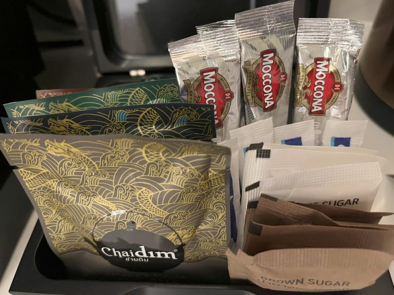 ミニバー・カフェコーナー