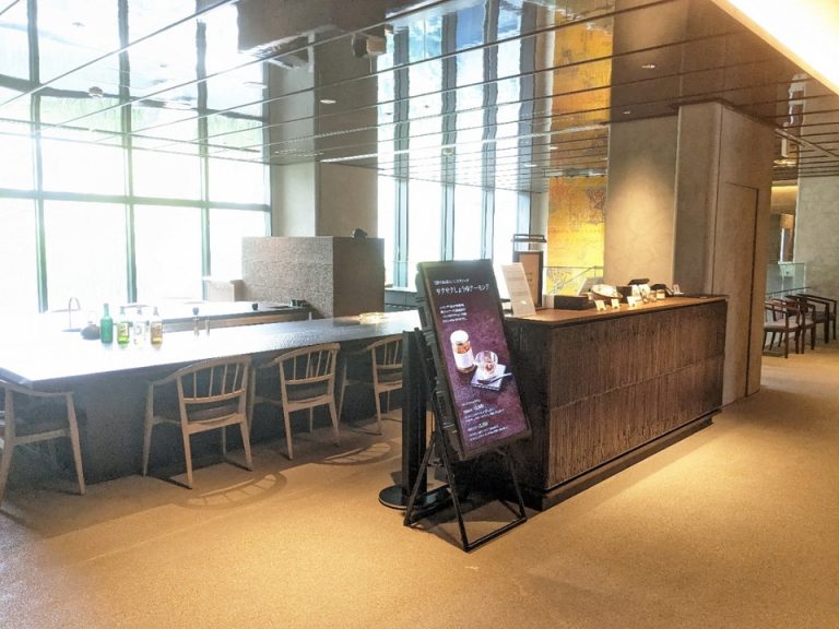 ロビー階祇園辻利監修Tea_Bar Sarei外観