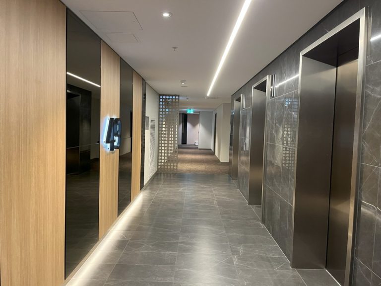 エレベーターホール客室階