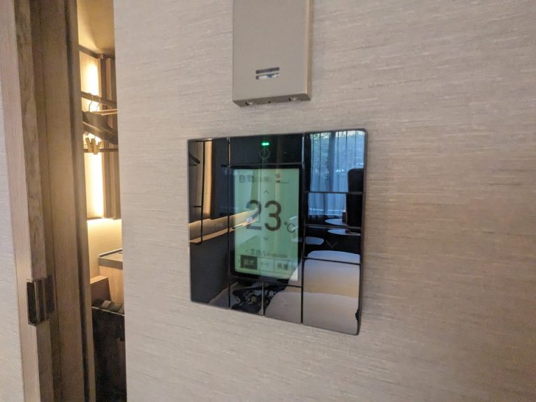 エアコンコントローラー