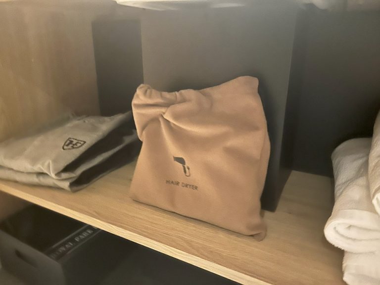 部屋着_ドライヤー