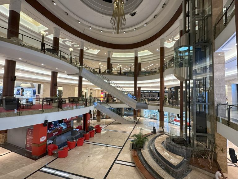 ラグーナモール(1)