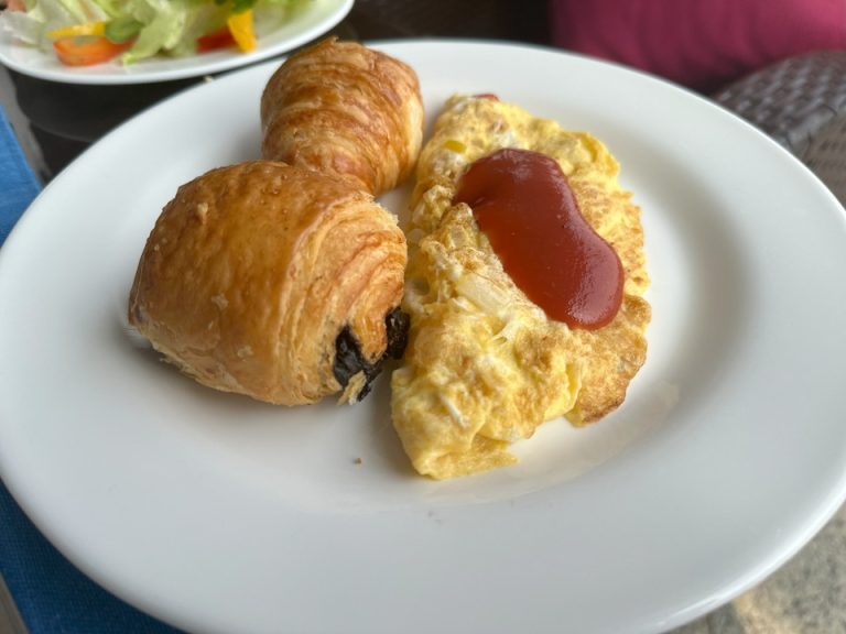 朝食(1)