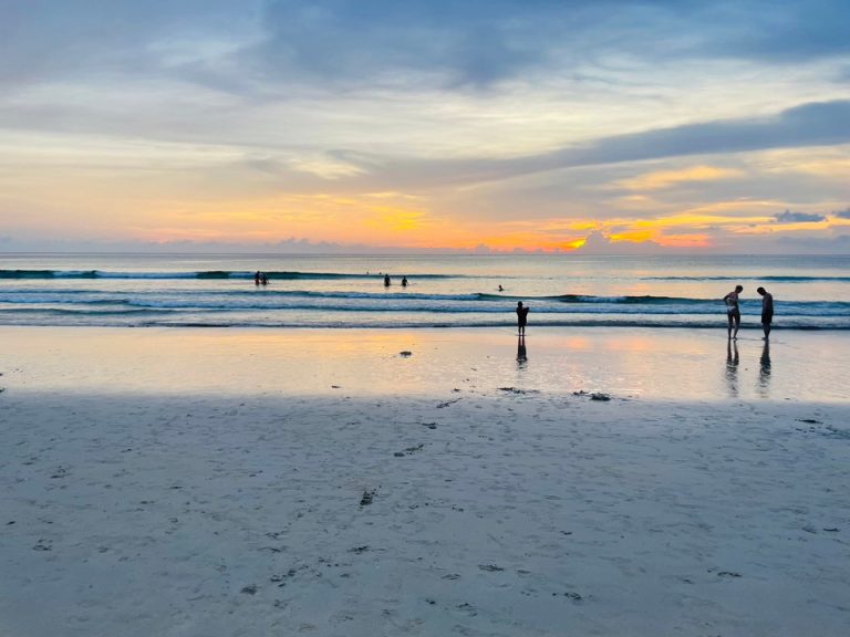 サンセットのビーチです
