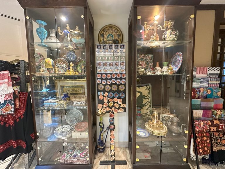 ショップ内