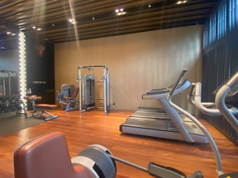 ホテル内施設_ジム2
