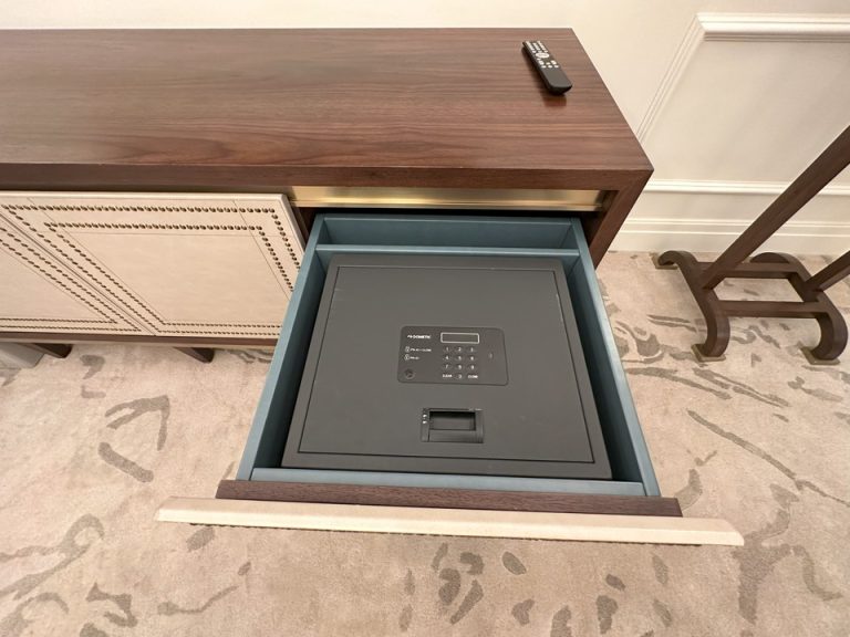 セーフティーbox外側