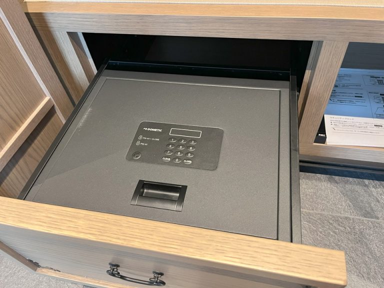 セーフティーボックス 閉じた状態