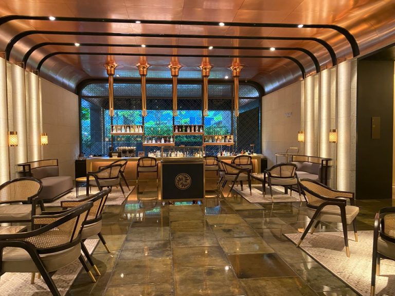 レストラン_ロビー内Bar2