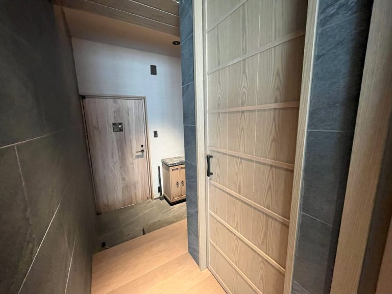 トイレのドア