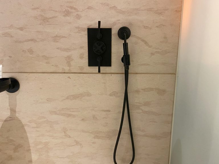 客室_シャワー3