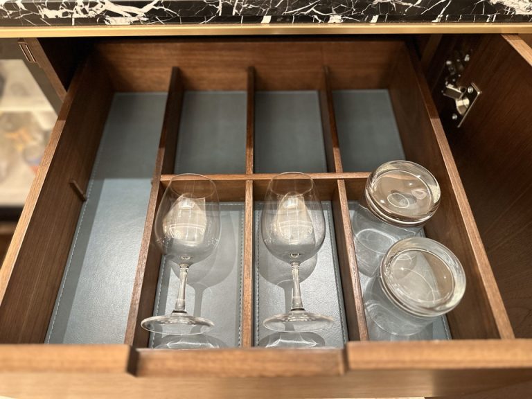 ガラスコップ・ワイングラス