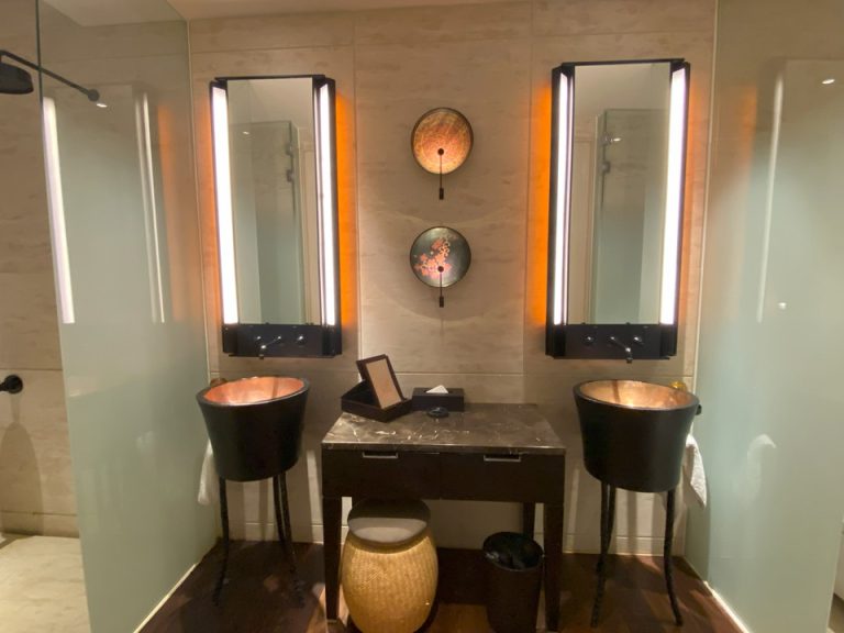 客室_洗面台全体2