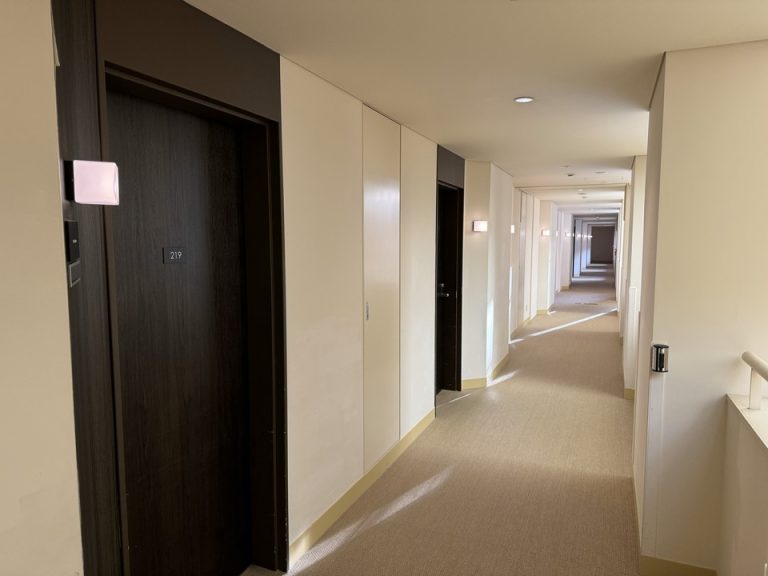 入り口ドア外観(1)