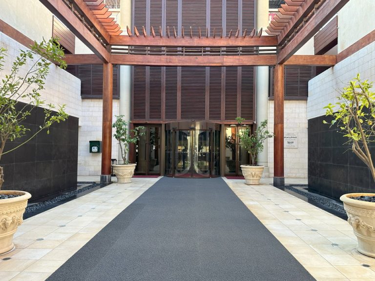 エントランス(2)