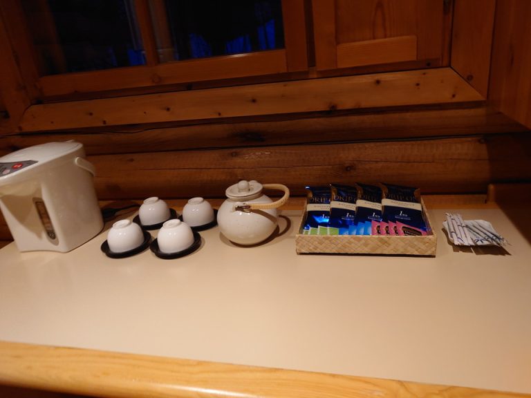 客室_お茶セット