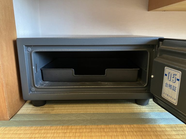 セーフティーボックス開けた状態