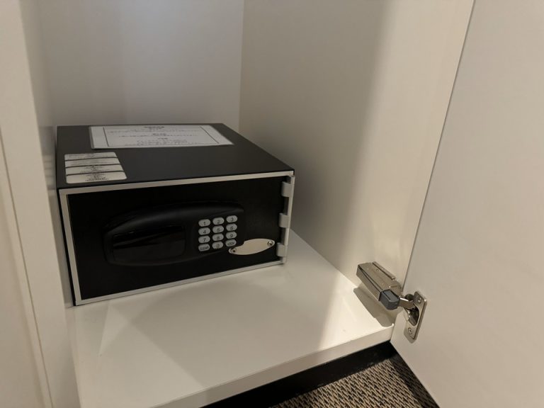 セーフティボックス閉じた状態