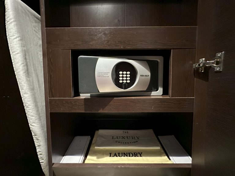 セーフティーbox外側