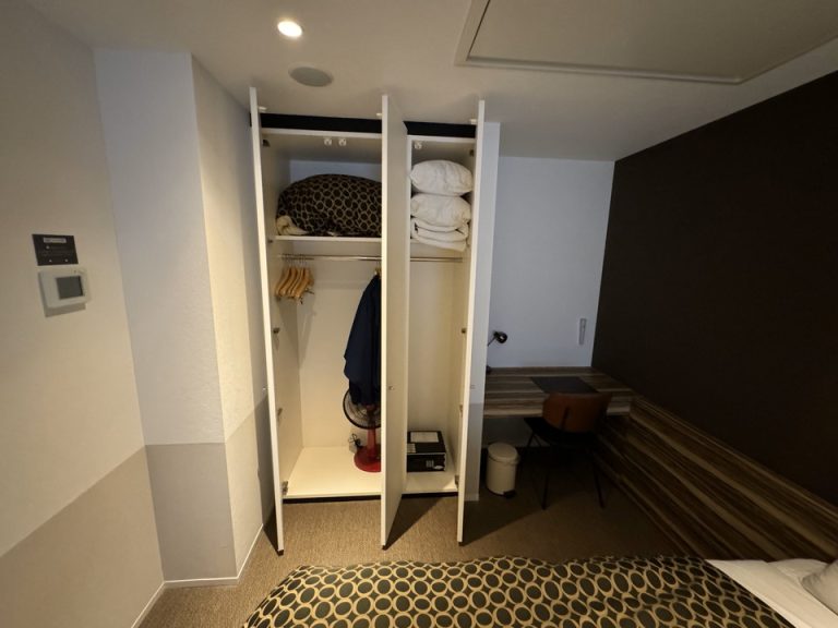 クローゼット開けた状態