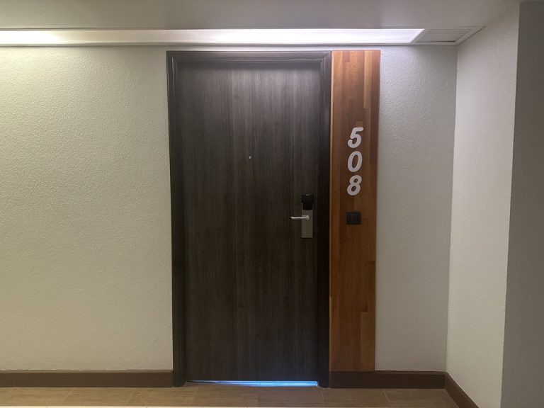 外ドア