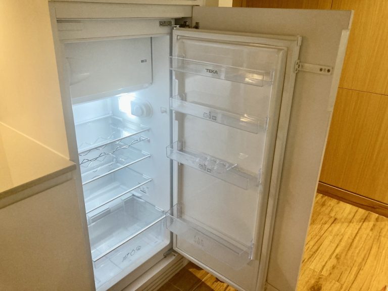 冷蔵庫開けた状態