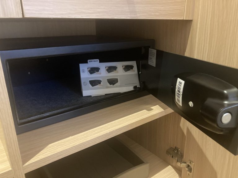 セーフティボックス開けた状態