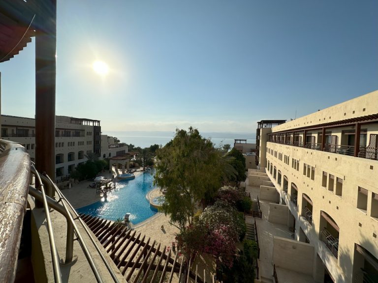 部屋からの眺望(1)