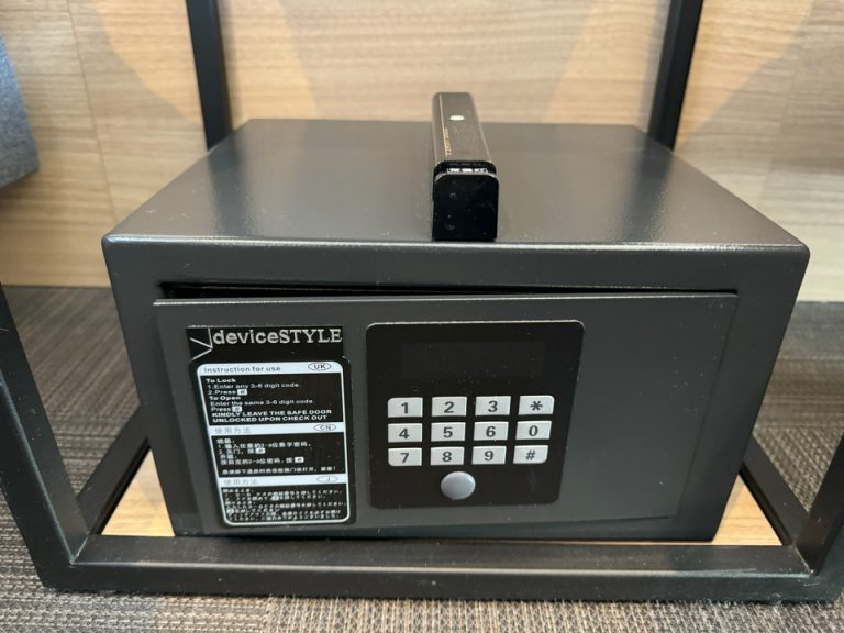 セーフティボックス閉じた状態(1)