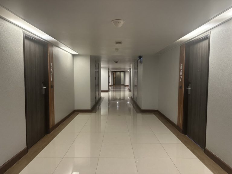 客室階 廊下
