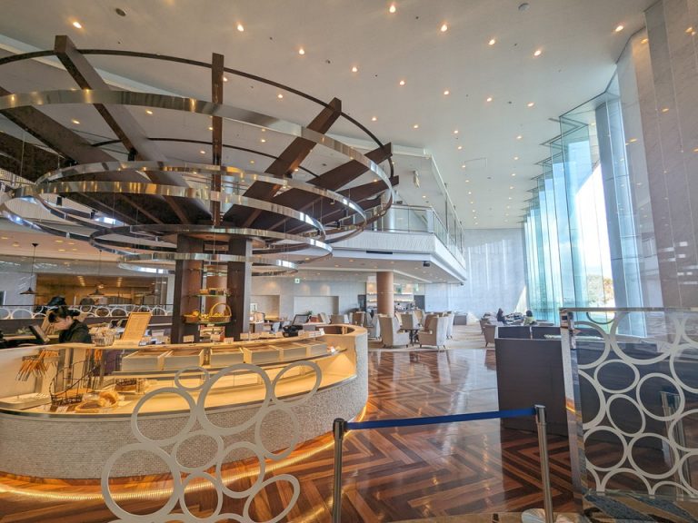 1階ロビーラウンジPortNIO