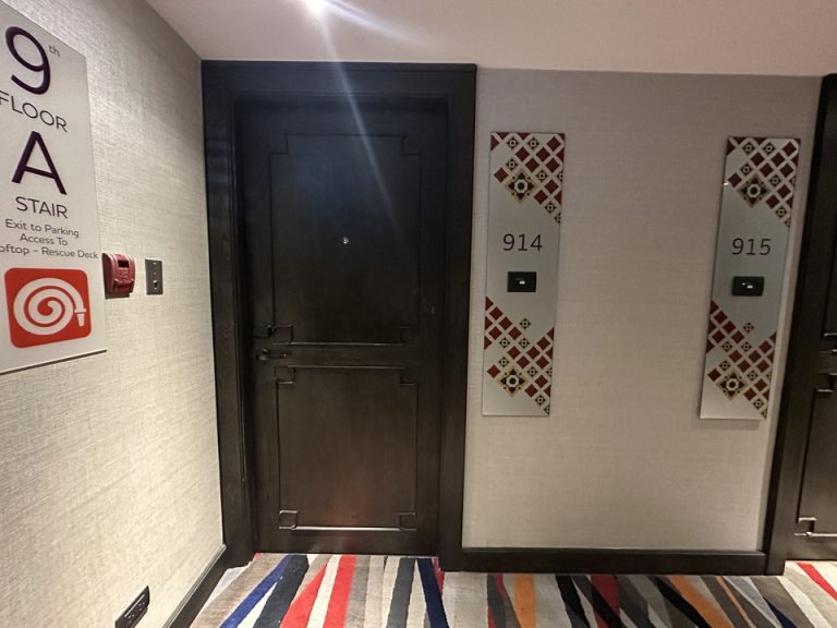 外ドア