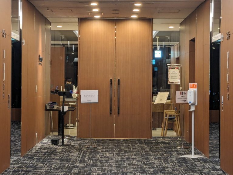 37階朝食会場ビオナ入口